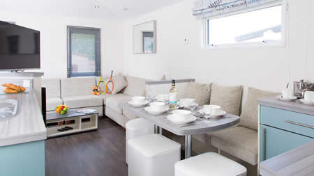 platinum 6 lounge